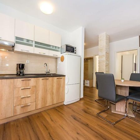 Apartment Simoni Zd 扎达尔 外观 照片