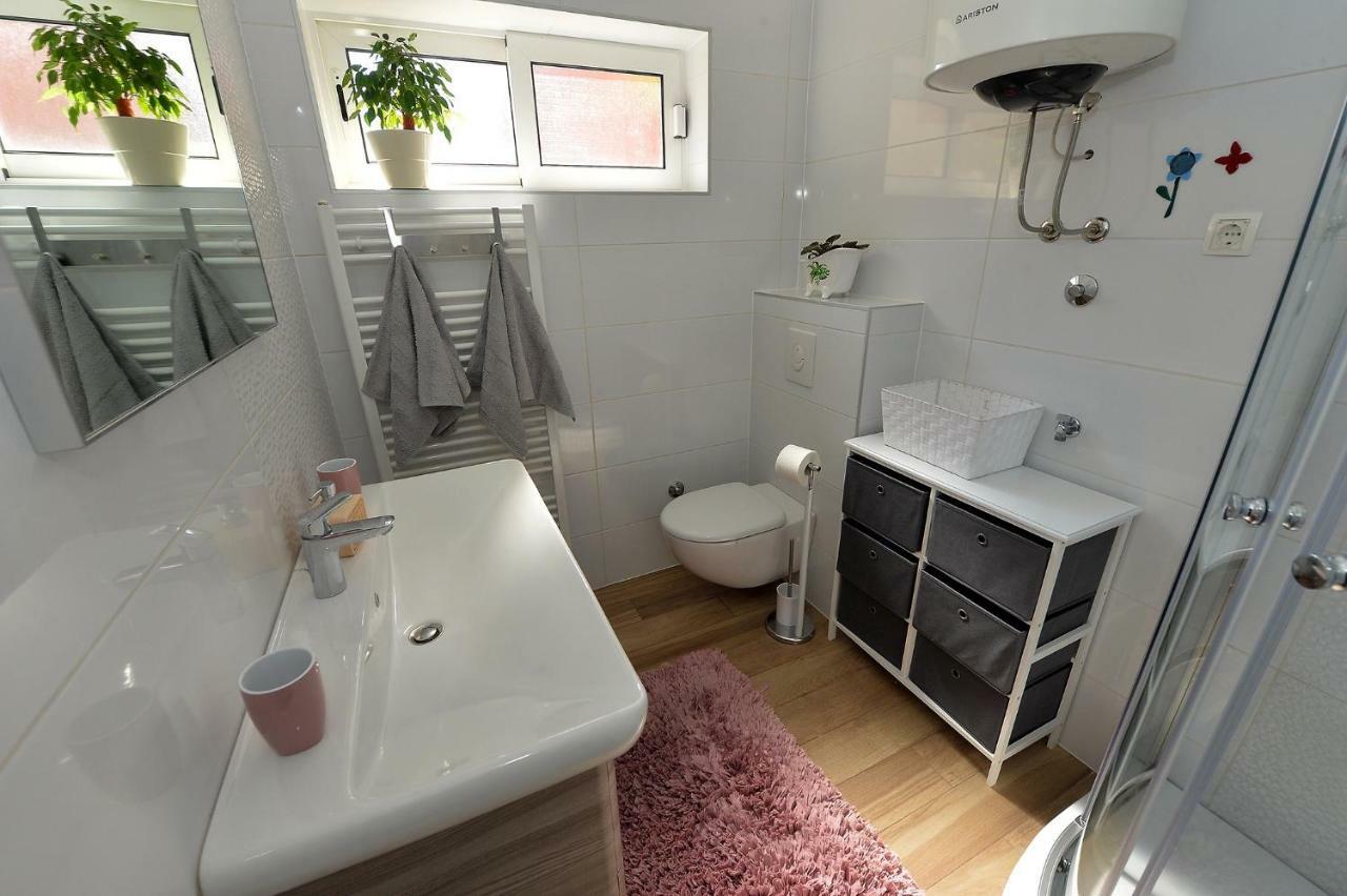 Apartment Simoni Zd 扎达尔 外观 照片